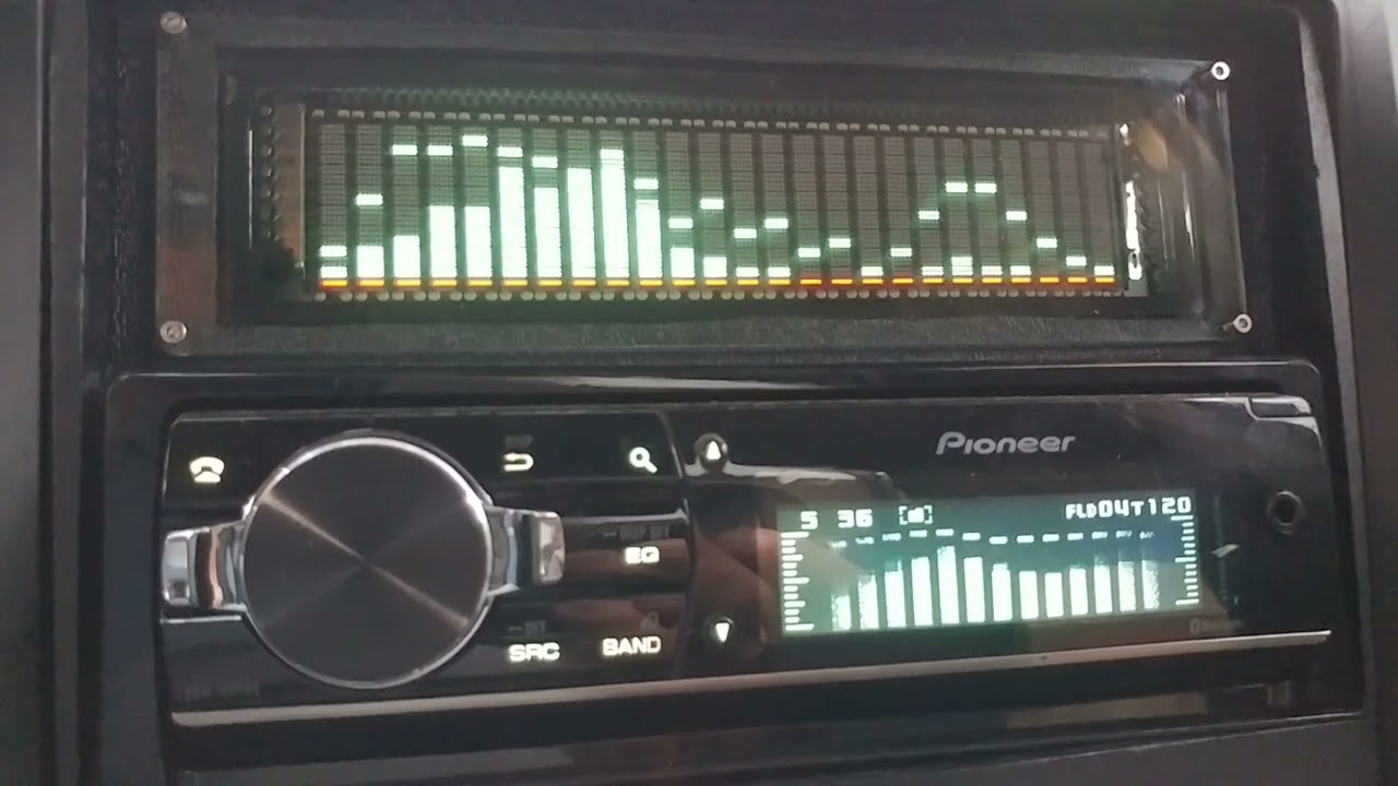 The Whispers - And The Beat Goes On. pioneer 80prs vs ak2515 spectrum analyzer. ak on mids 80Hz-5kHz