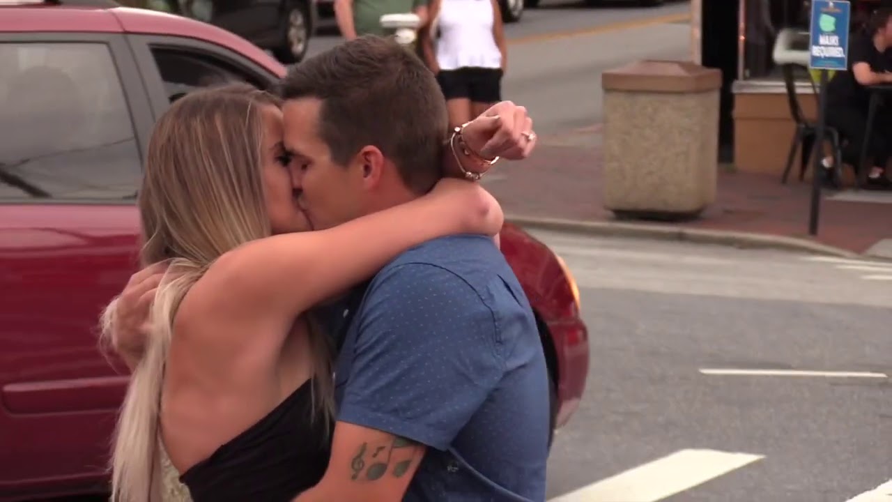 JOSH & NICOLE'S FLASHMOB PROPOSAL!