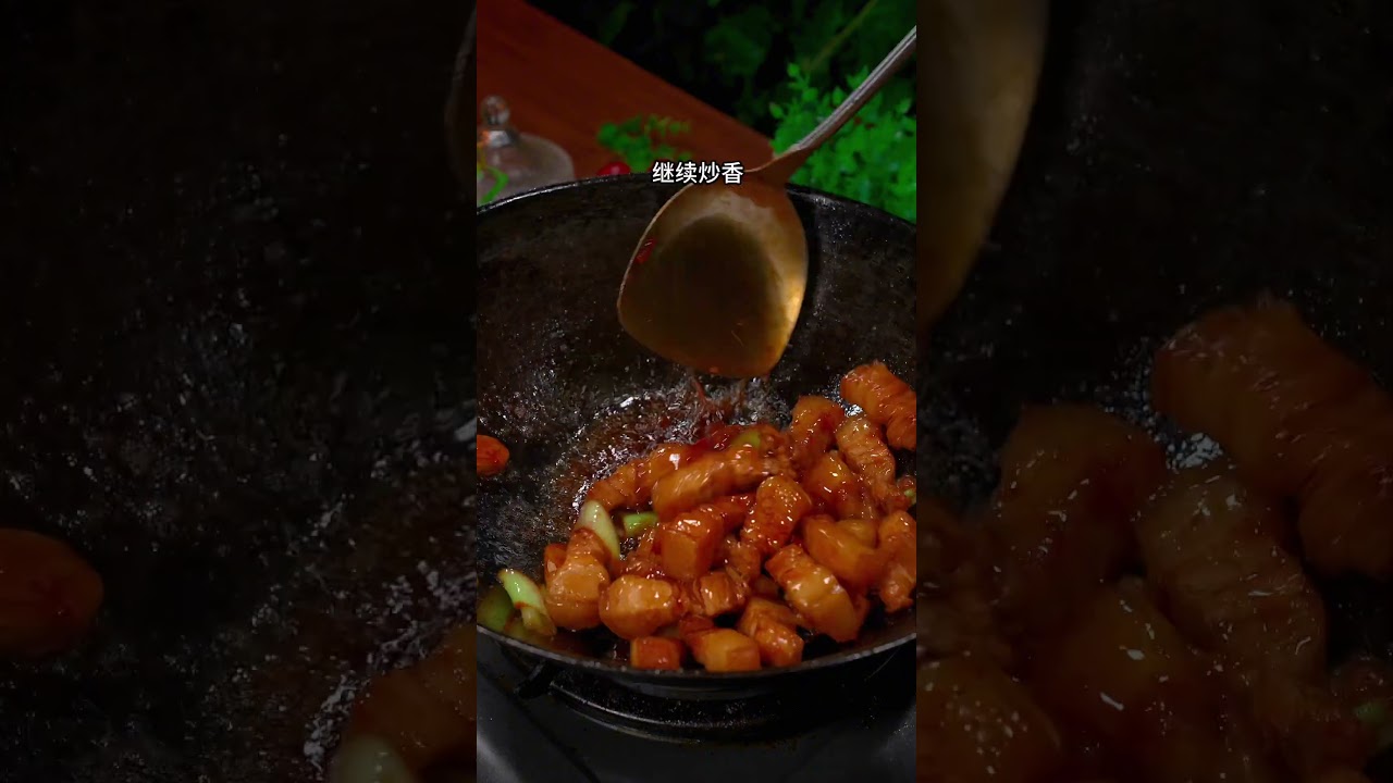 土豆红烧肉做法，软烂好吃又下饭 