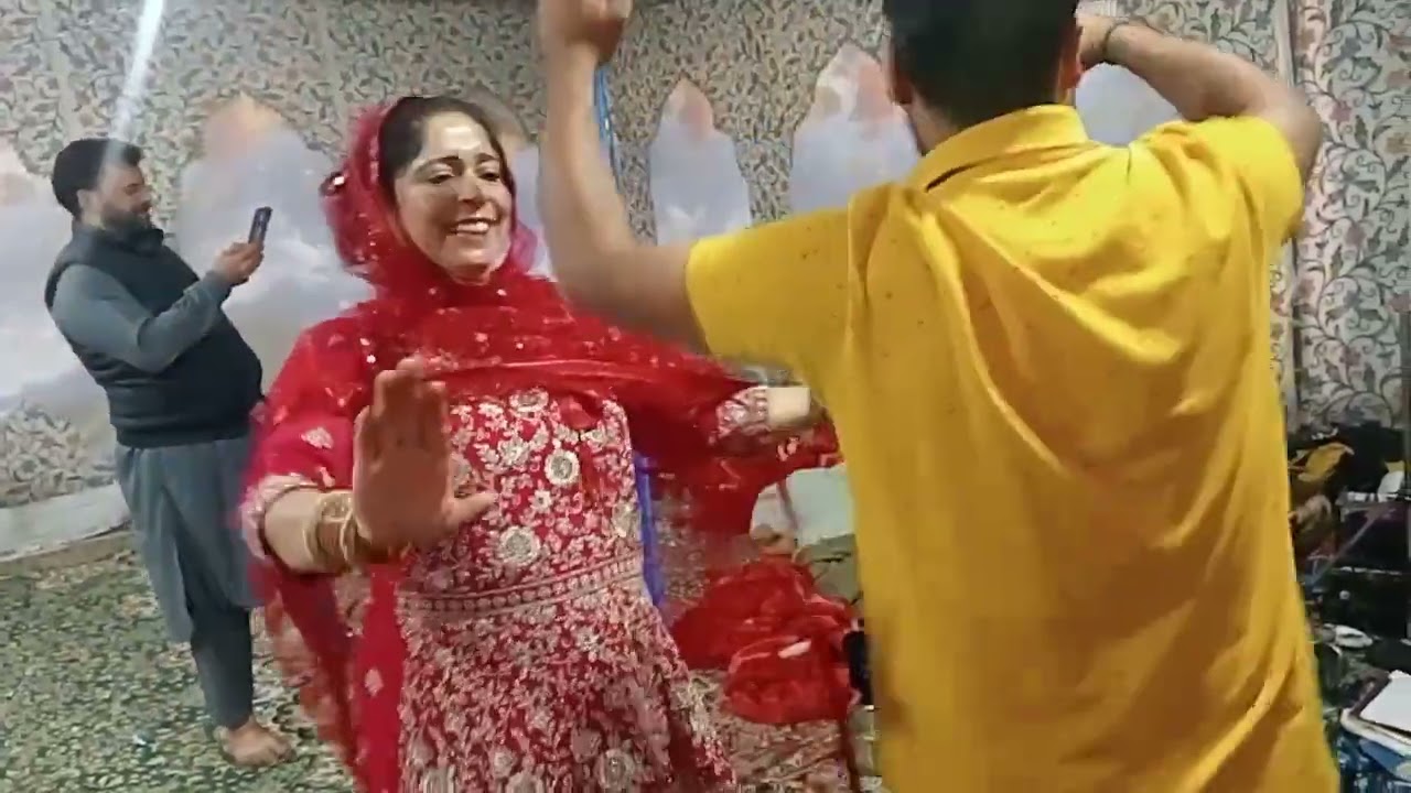 funny song by salman sheraz dansar masrat and shahid