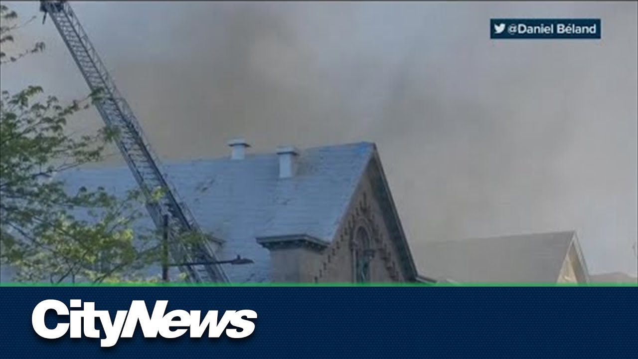 Major fire at Montreal heritage building