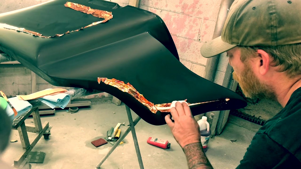 Gold leaf process with variegated gold leaf
