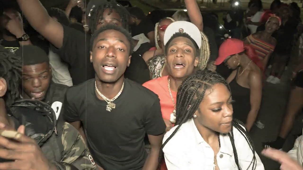 Ywn Jizzle Feat . Ctg DayDay -Handle It(Official Video)(ShotByCityVisualz)
