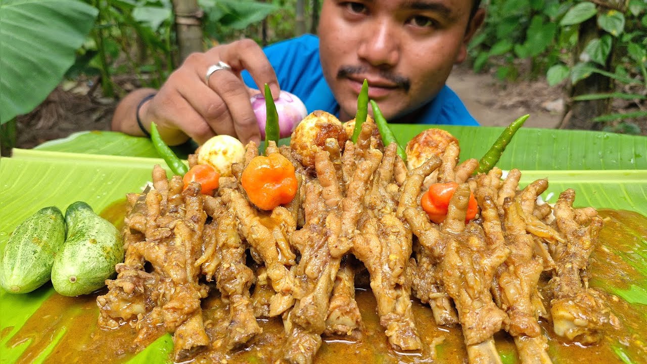 EATING CHICKEN FEET CURRY AND ONION GREEN CHILLI WITH BASMATI RICE