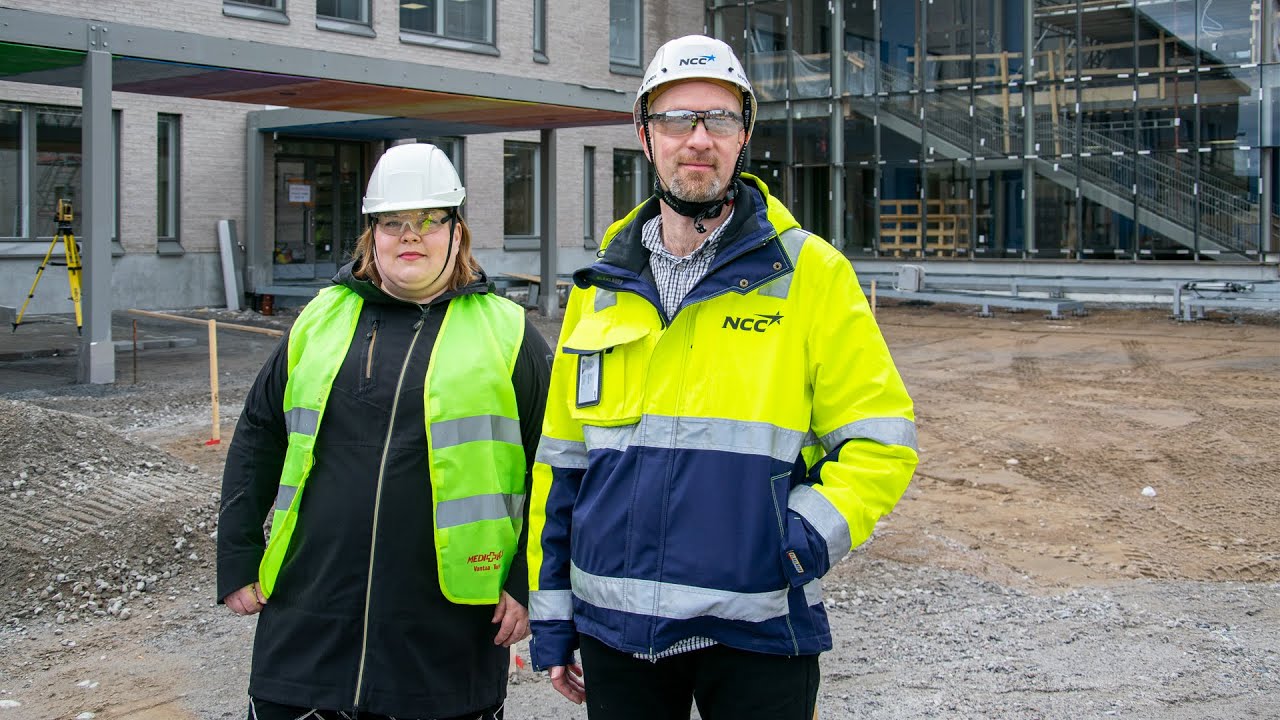 Rakokiven monitoimitalo - Jouni Koponen, NCC Suomi Oy & Susanna Kulonen, Rakokiven koulu