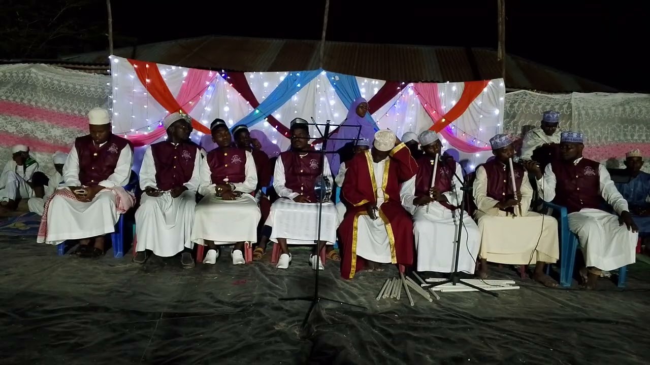 Qaswida takwandama ilioimbwa na muimbaji hodari kwenye samai ya kukata na shoka majengo (Tana river)