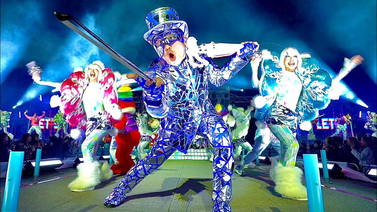 最前列 USJ クリスマス 2023 フロスティーズ ・エレクトリック・スノー・パーティFrosty’s Electric Snow Party