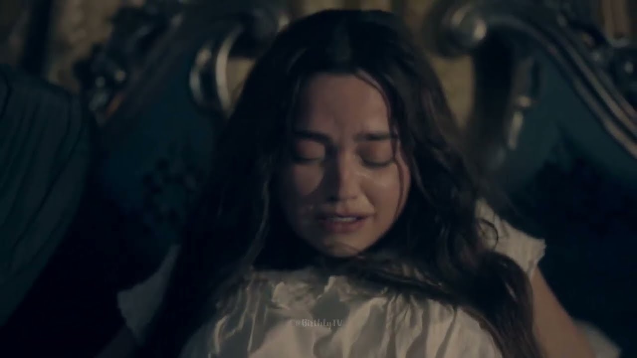 Victoria (2016-): Queen Victoria gives birth to her first child, Vicky.