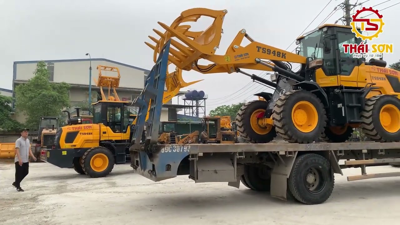 👉 Giao Máy Xúc Lật Cho Khách | Công Ty Thái Sơn | Uy Tín - Nhanh Chóng - Chuyên Nghiệp👉 0945 393 666