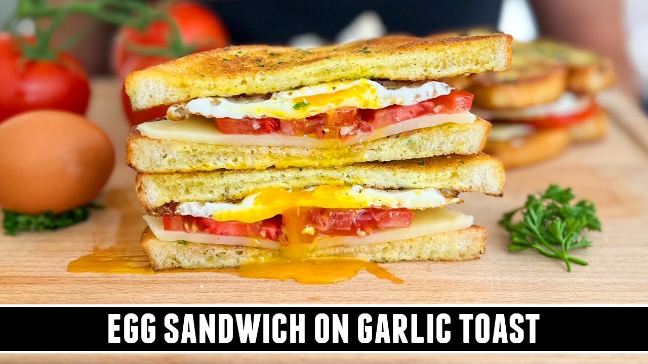 AMAZING Egg Sandwich on Garlic Toast | EASY Breakfast in 10 Minutes