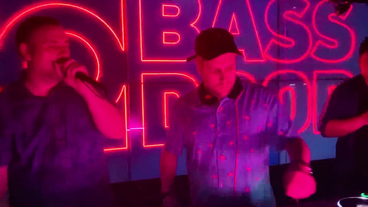 Phibes live Sydney