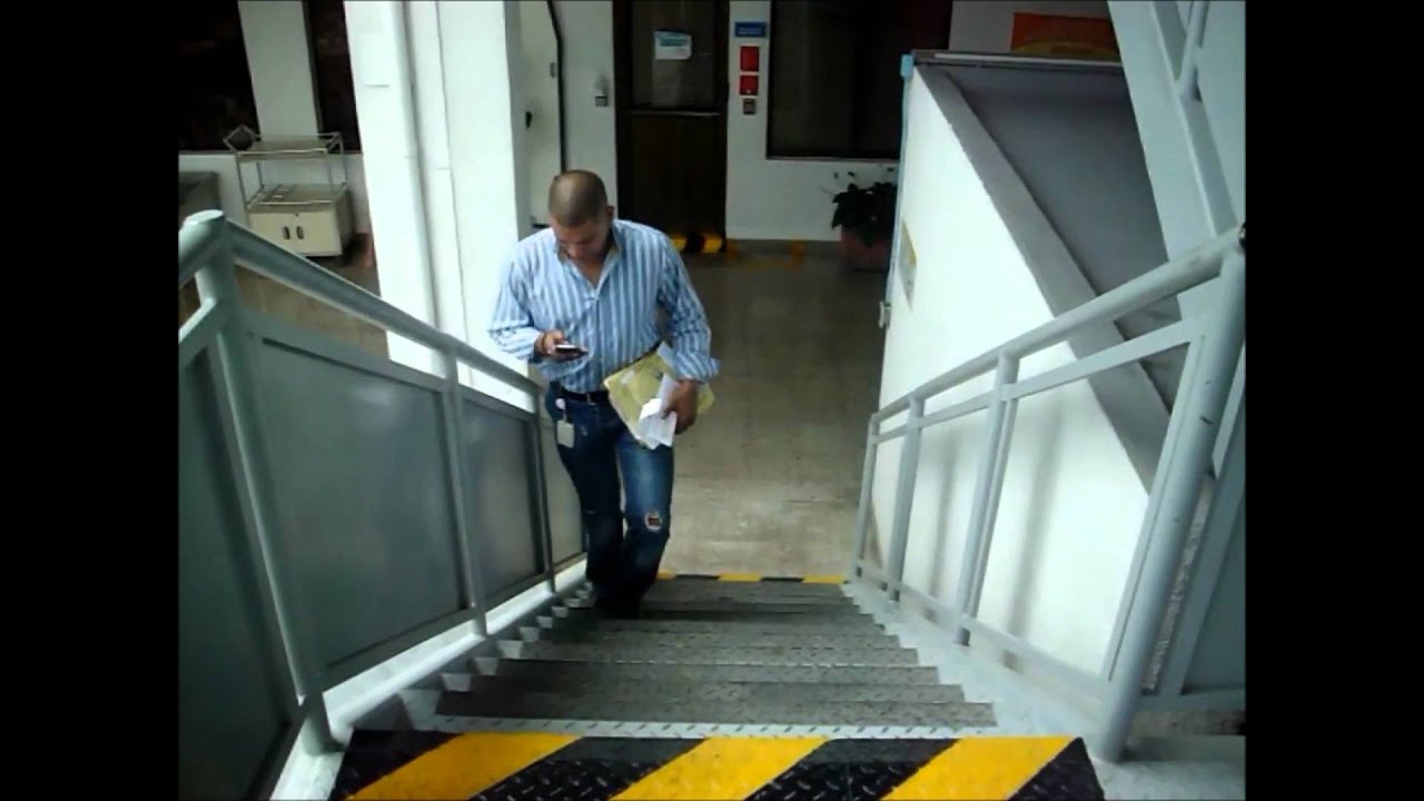 Uso Correcto De Escaleras Final HD