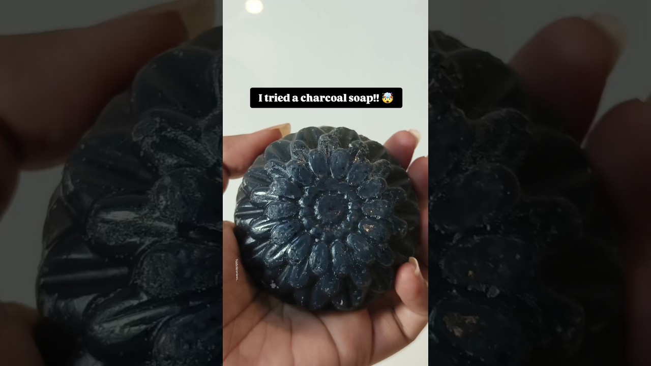 Detox soap ft Ayurvedicjeevanam #charcoal #charcoalsoap #ayurveda #naturalskincare #viralshorts