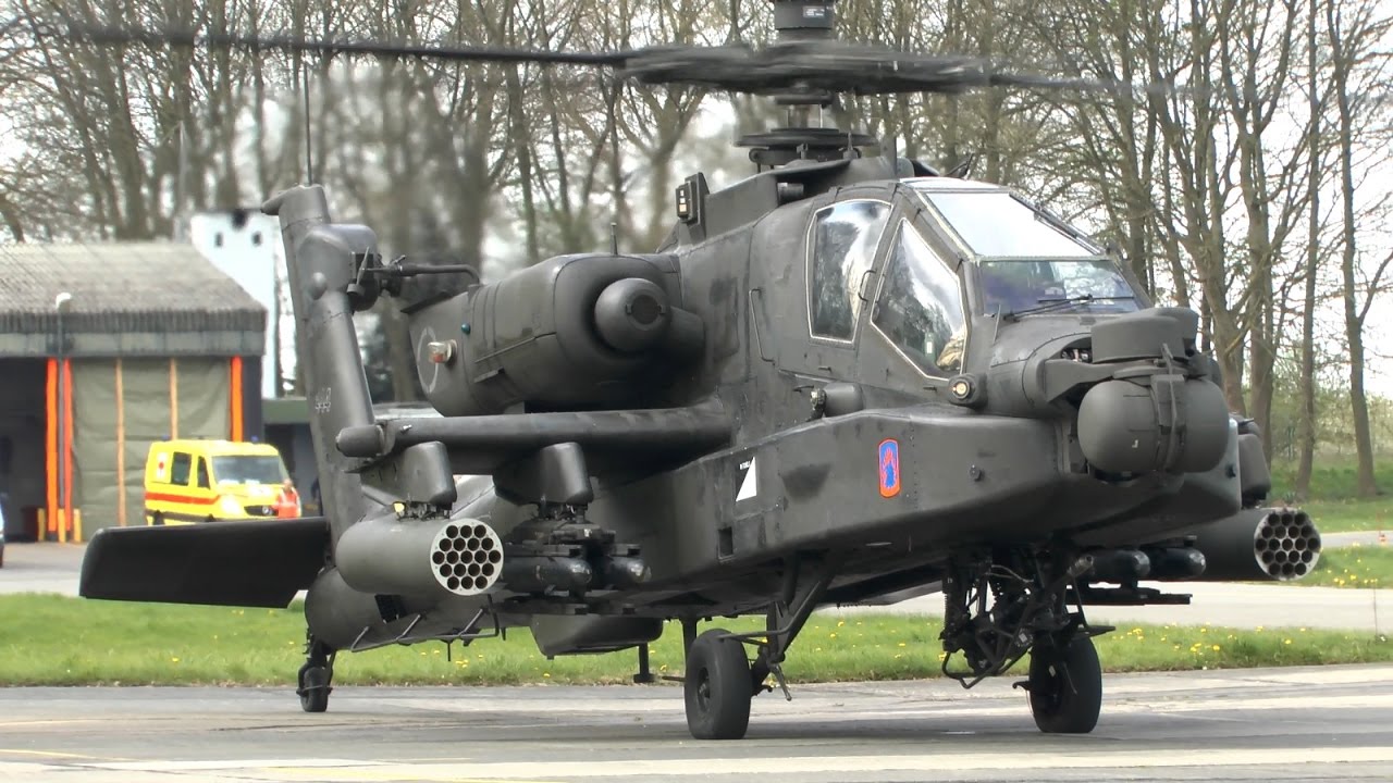 USAF AH64 Apache startup & taxi - nice sound!
