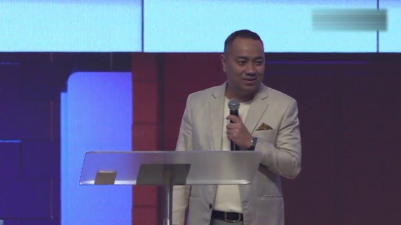 Pdt. Petra Fanggidae - Keluarga