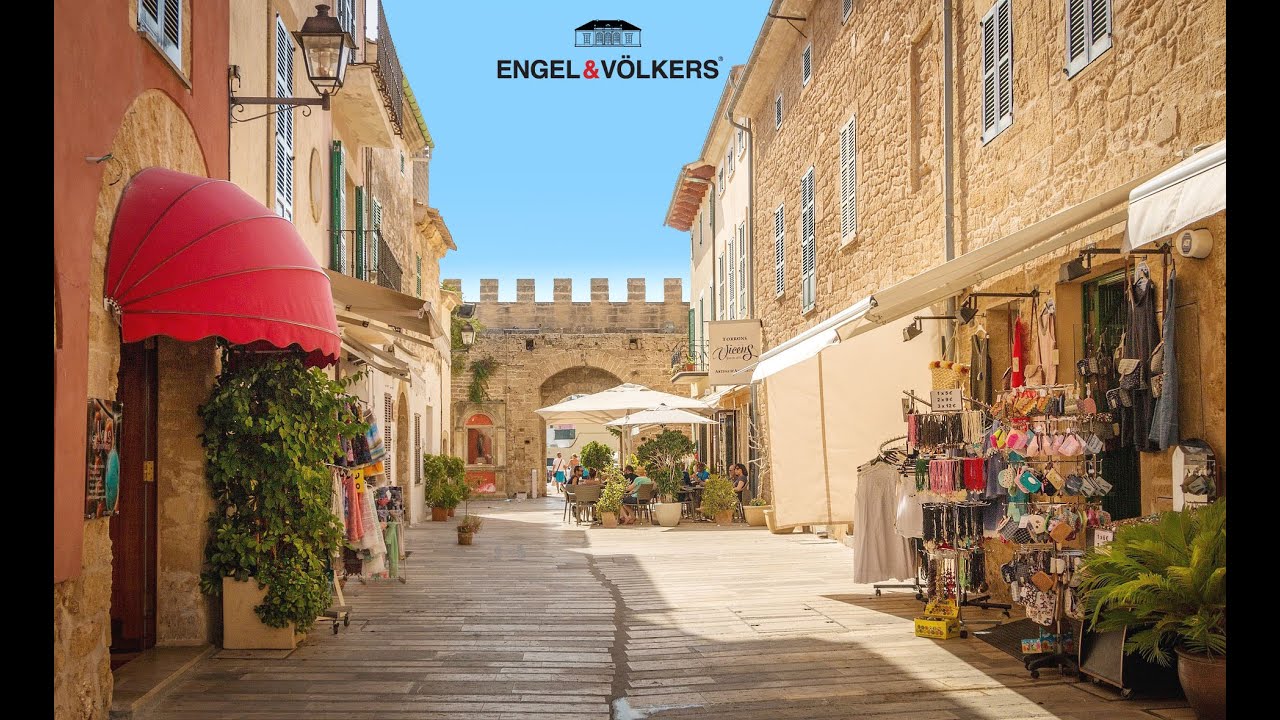 Privileged living –  Alcudia lifestyles by Engel & Völkers