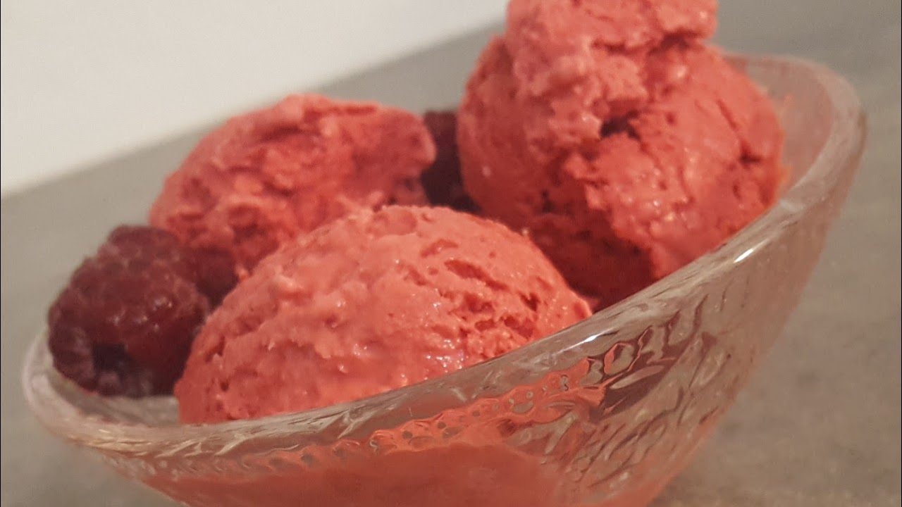 ♡♡ glace a la framboises sans sorbetière !!!!  ( recette facile ) ♡♡