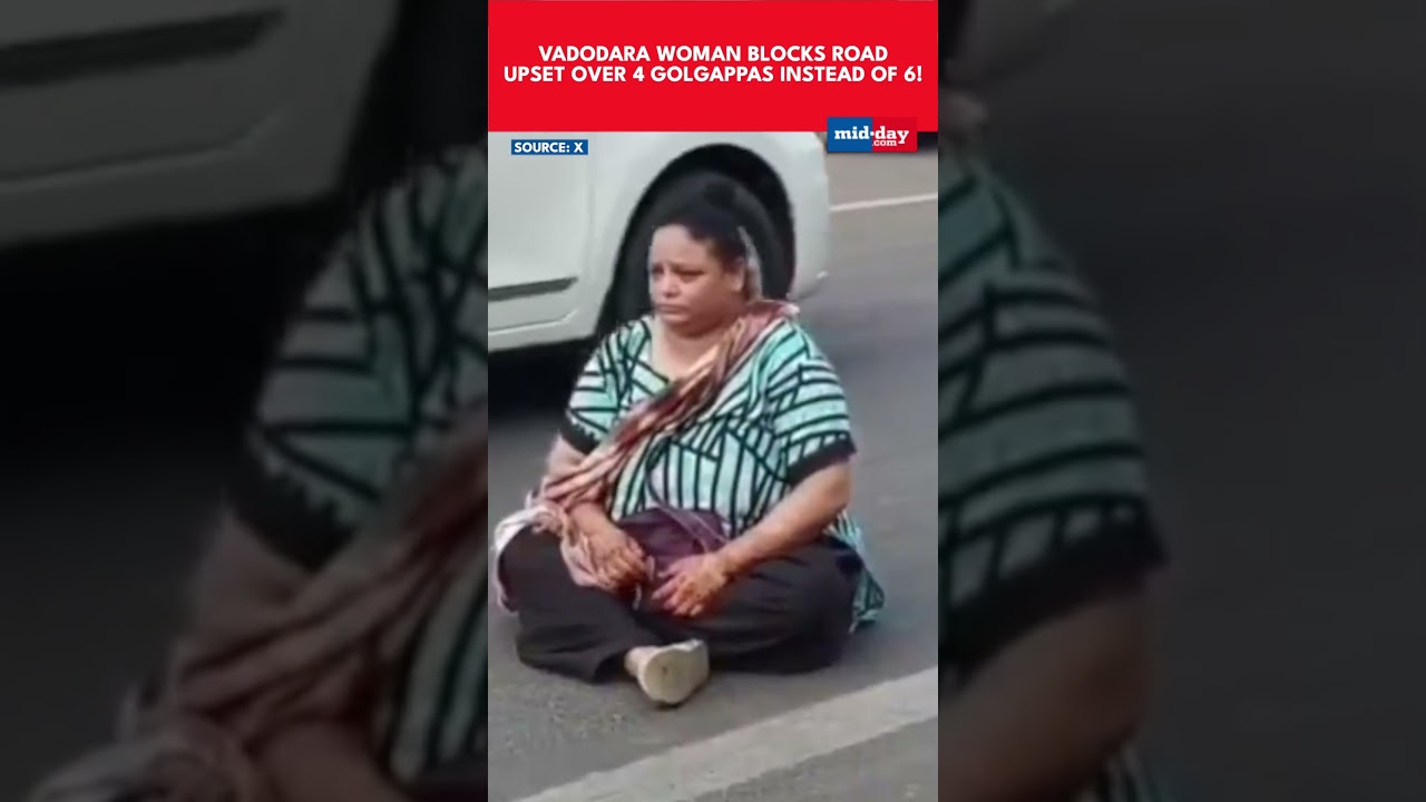 Viral Golgappa Protest! Vadodara Woman Blocks Road Over 4 Golgappas Instead of 6