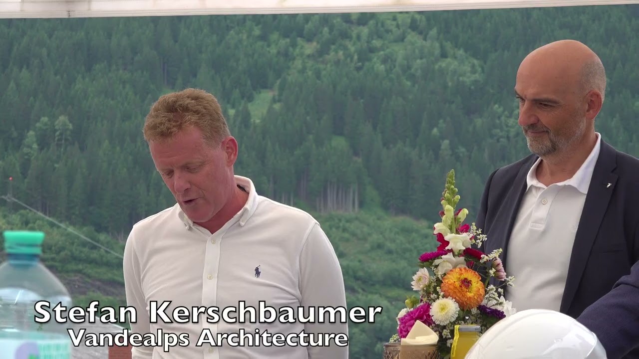 WOHNEN IN BAD GASTEIN: Spatenstich für Design-Eigentumswohnungen Alpensinfonie by EPHIC Real Estate.