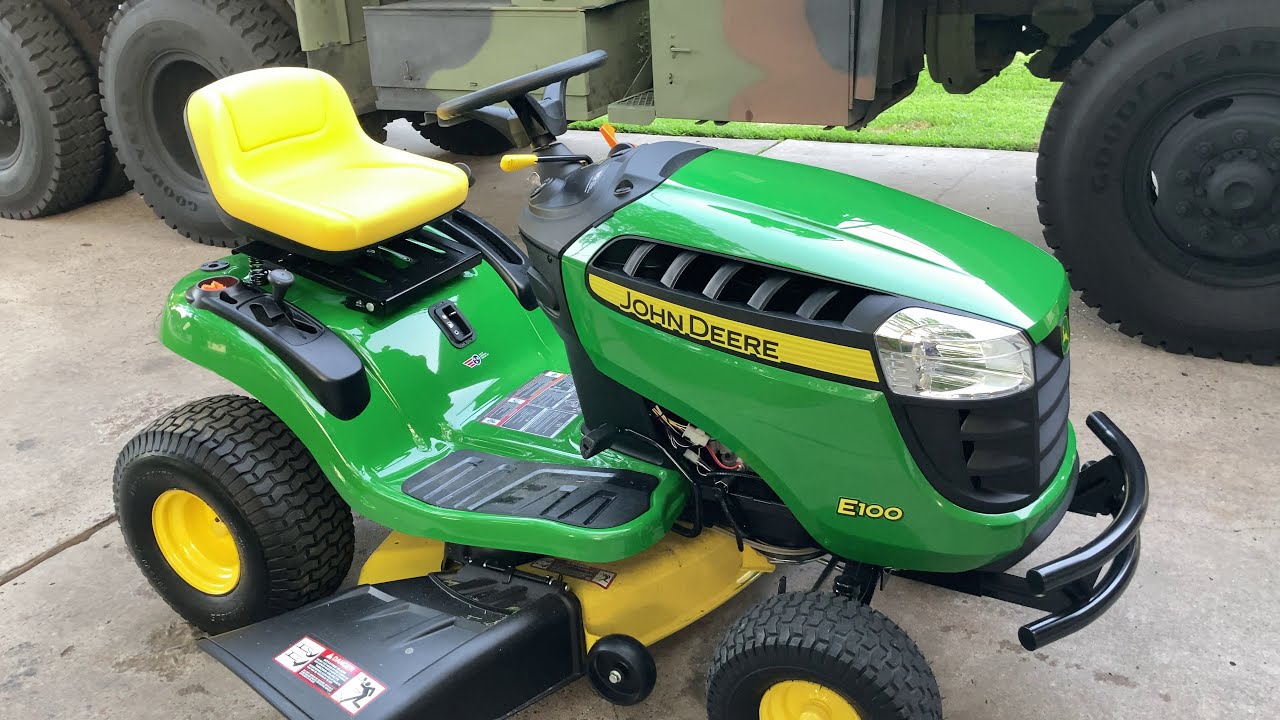 John Deere E100 - Quick Overview