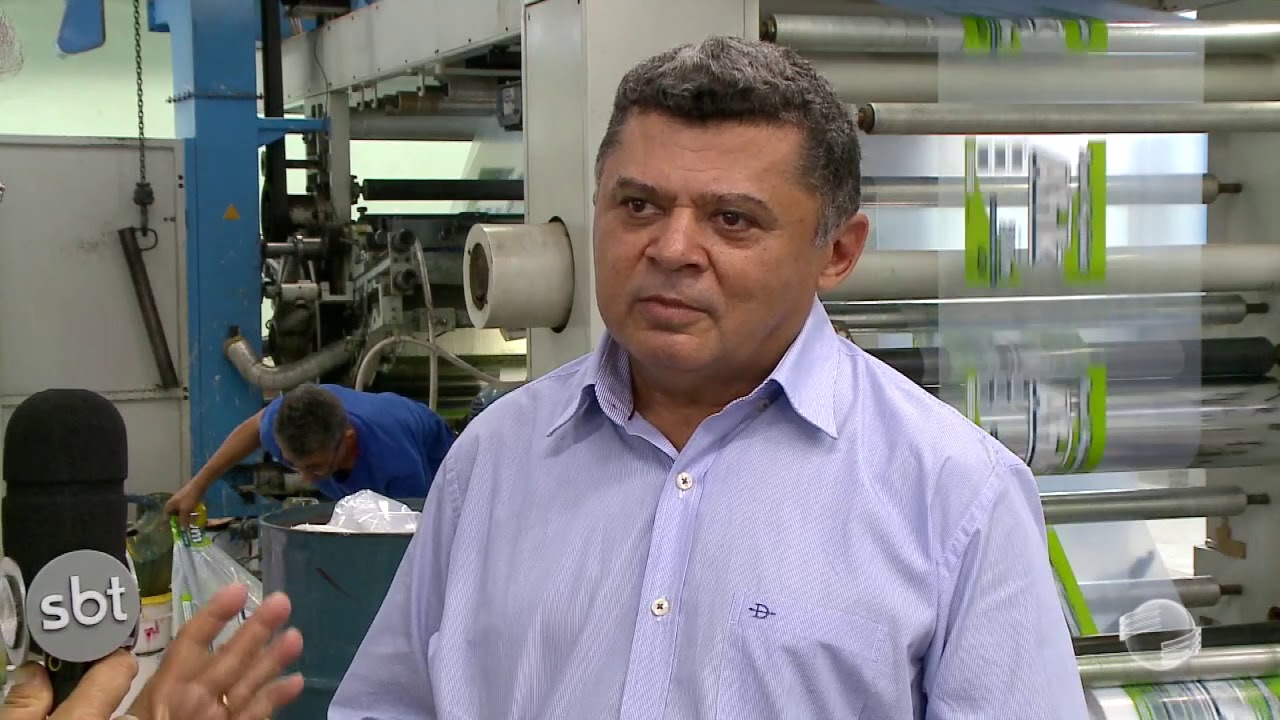 Indústria de embalagens investe no plástico como matéria prima