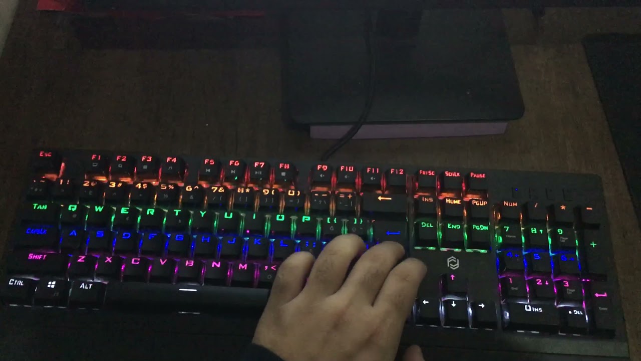 Frisby g8520qm pan gaming mavi switch mekanik klavye ses testi(blue switch sound test)