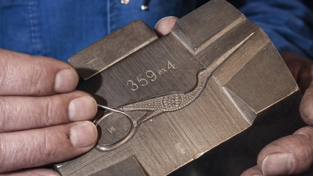 Blacksmith Forging at 10,000 Tons: The Forgotten Drop Forge