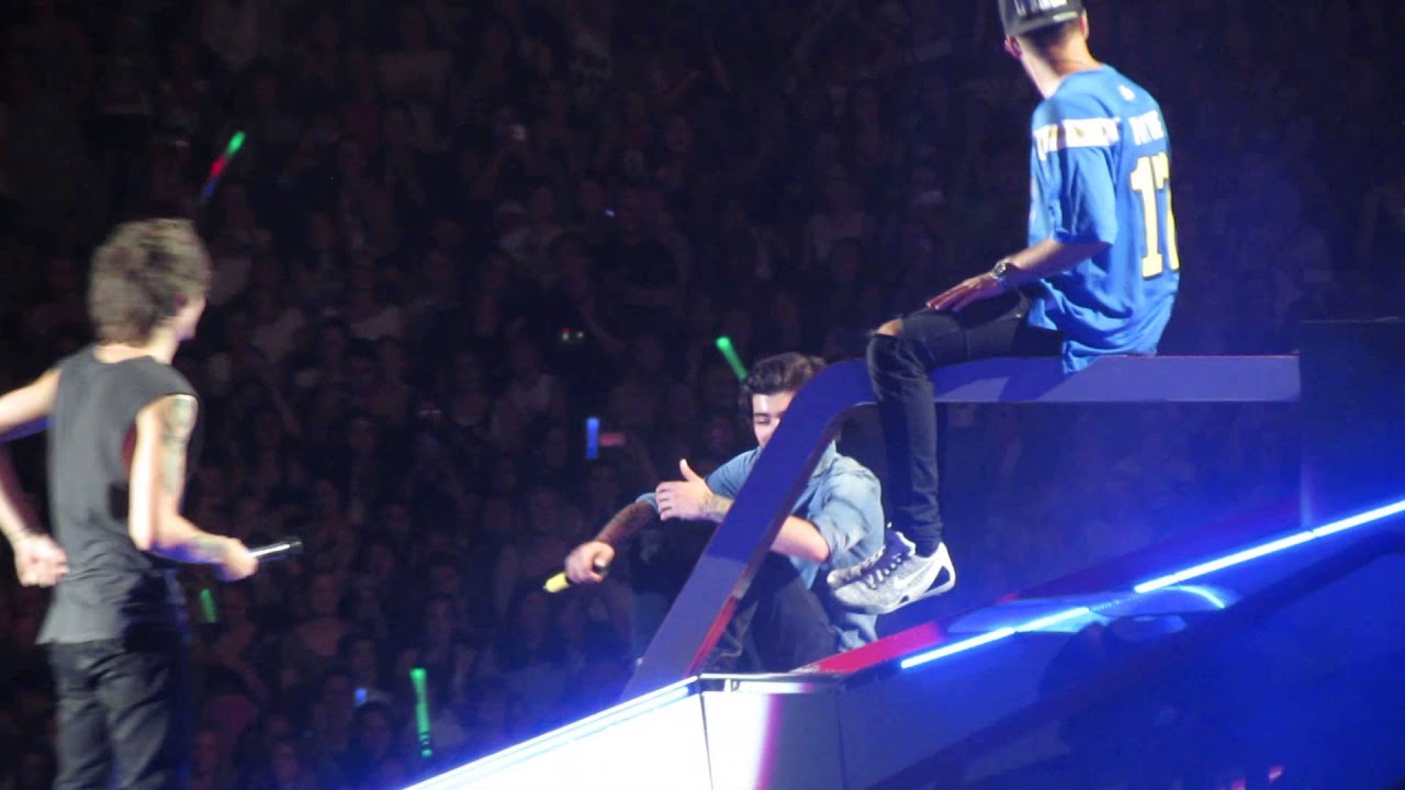 Beautiful Girls/Stand By Me/Rock Your Body (cover) - One Direction - Rose Bowl 9/13/14