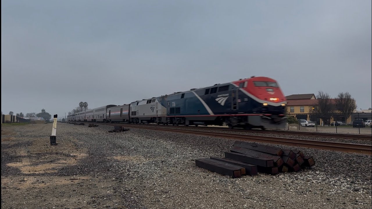 Amtrak 176 leads the California Zephyr through Dixon 