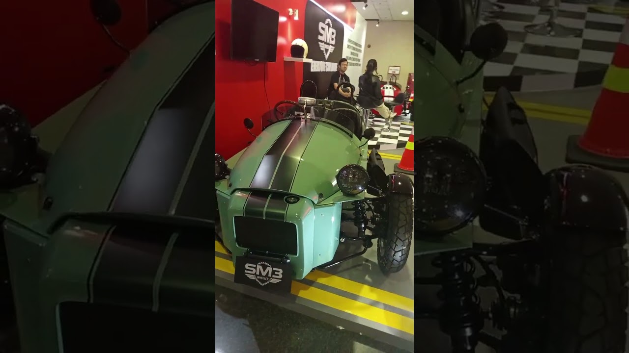 Pameran Otomotif di Jakarta Internasional Expo Kemayoran