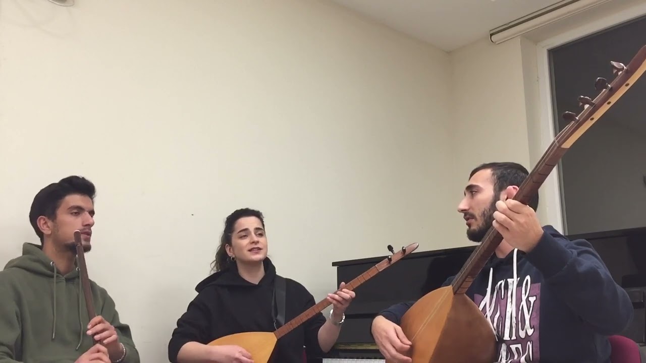 Bir Dalda İki Elma #bağlama #türkü