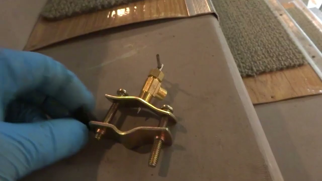 WATER LEAK FROM REFRIGERATOR SHUTOFF