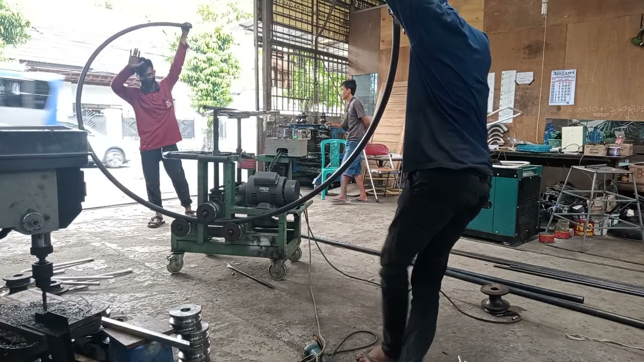 rol pipa untuk handrailling tangga putar@purwadiaja4275