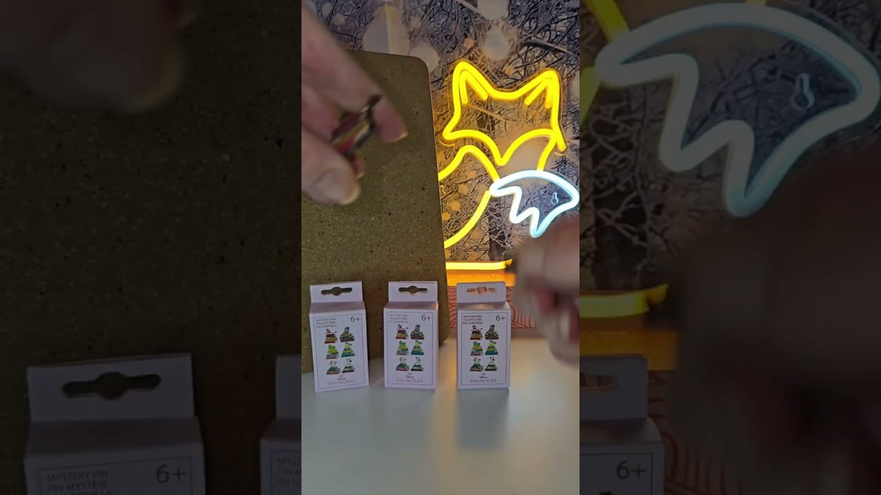 Unboxing Hot Topic pins with me!!