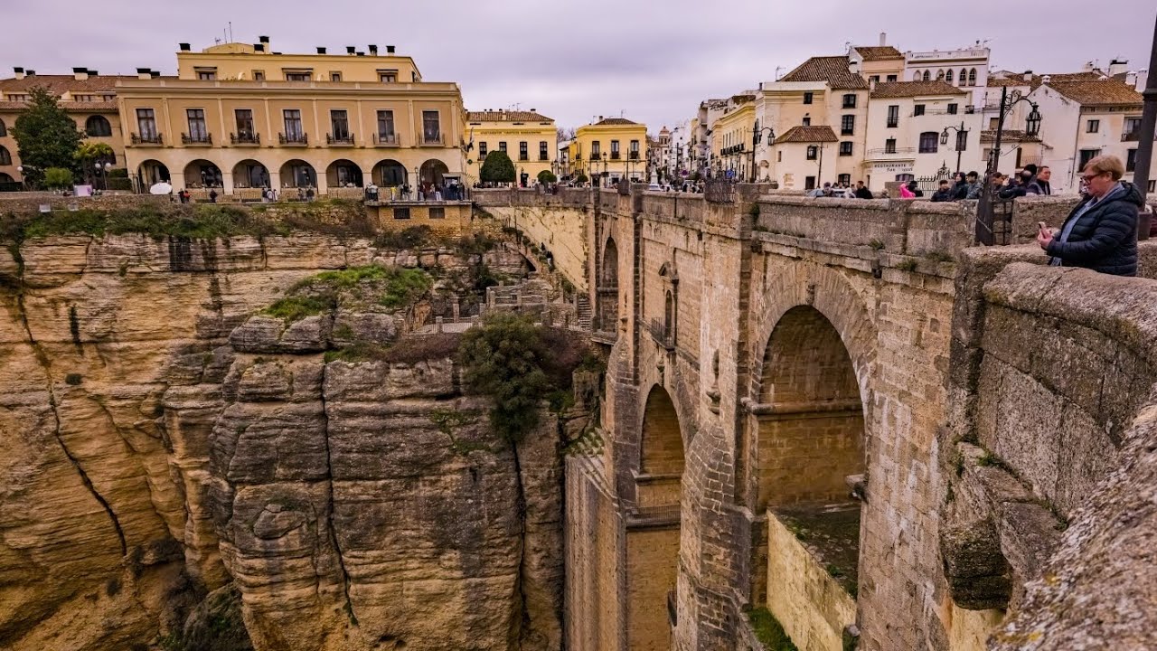 Walking around #Ronda #andalucia 