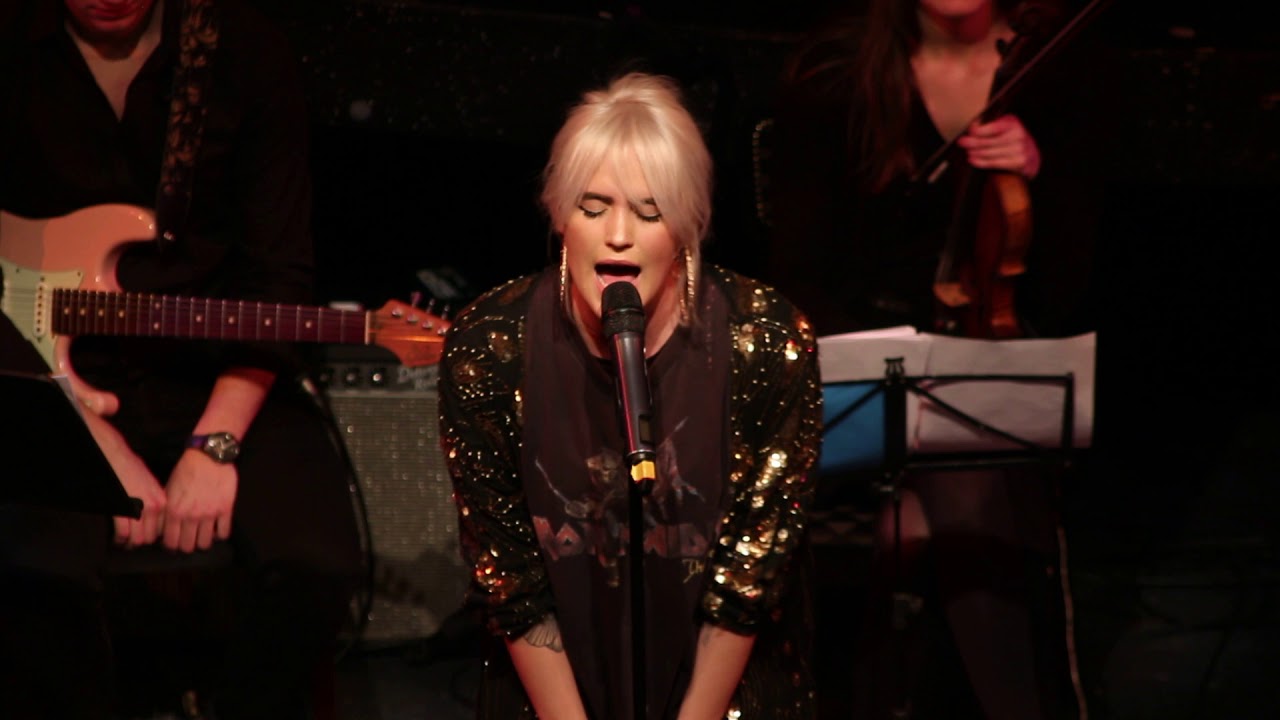 Natalie McQueen- Hot N' Cold (West End Live Lounge)