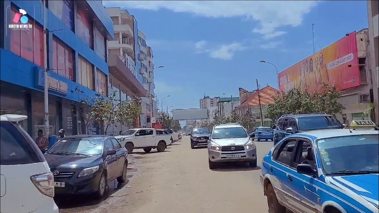 BALADE A PIED DANS LES RUES DE POINTE NOIRE LA VILLE CÔTIÈRE #CONGO_BRAZZAVILLE