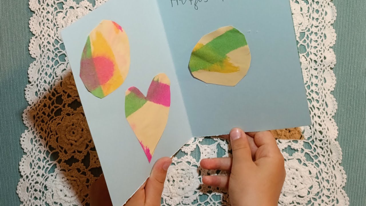 Bunte Karte mit Krepppapier basteln