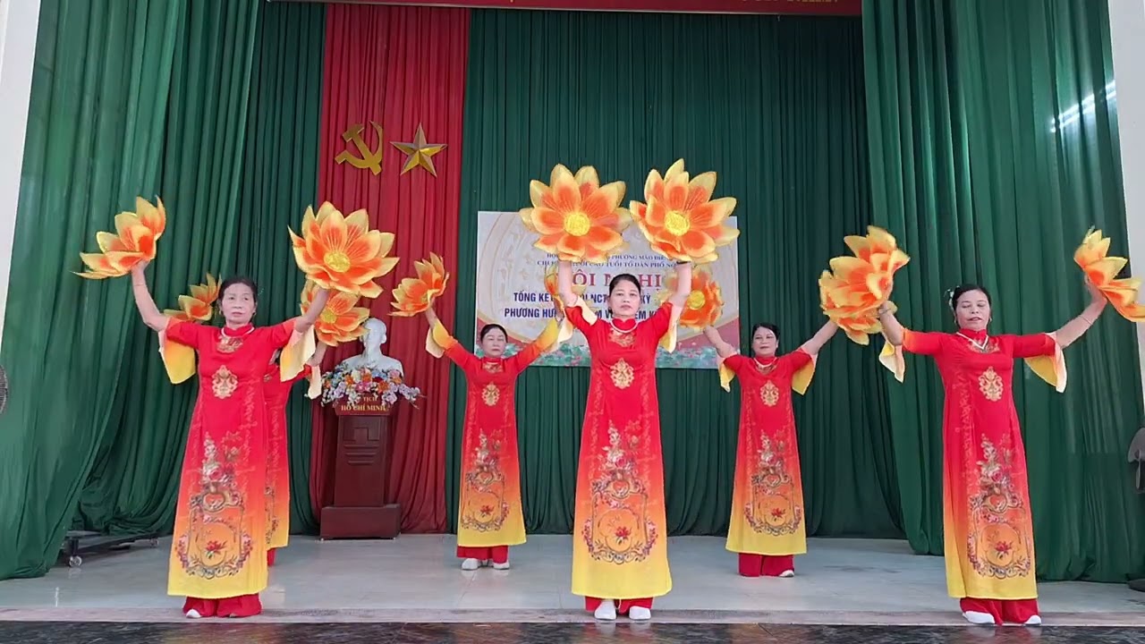 M&uacute;a  B&agrave;i Ca Người Cao Tuổi Việt Nam - CLB DS Tổ D&acirc;n Phố Nội
