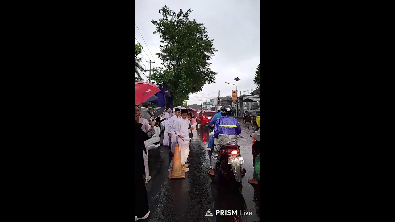 Berbagi Takjil On The Road KKG 5
