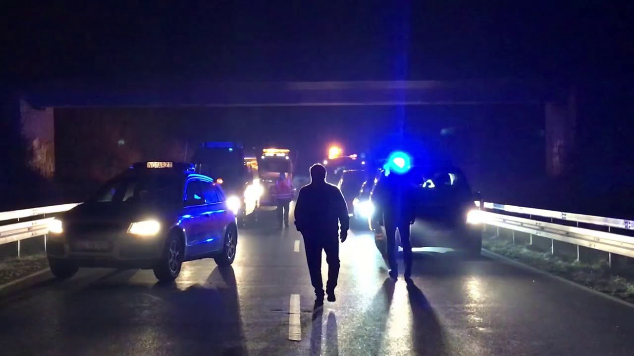 Winterlingen: 21-Jähriger stirbt bei Unfall auf B 463