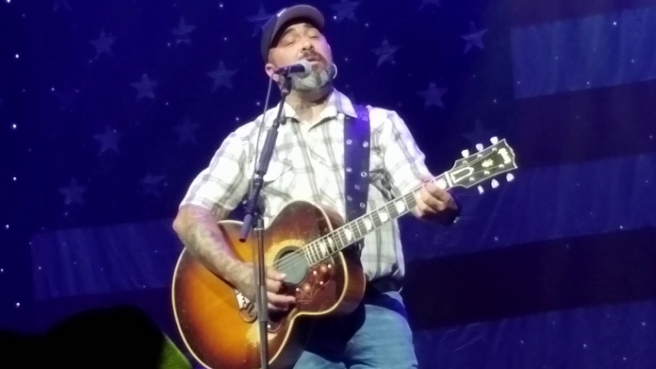 Aaron Lewis 