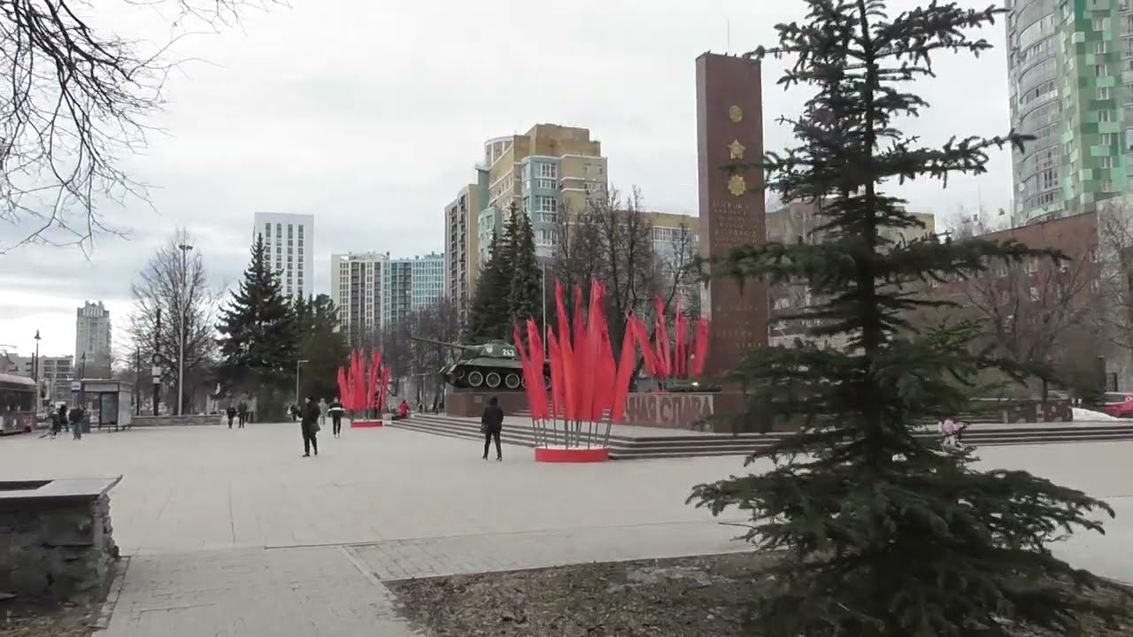 Пермь,ул.Сибирская,Компрос,апрель 2024,памятники защитникам Родины...