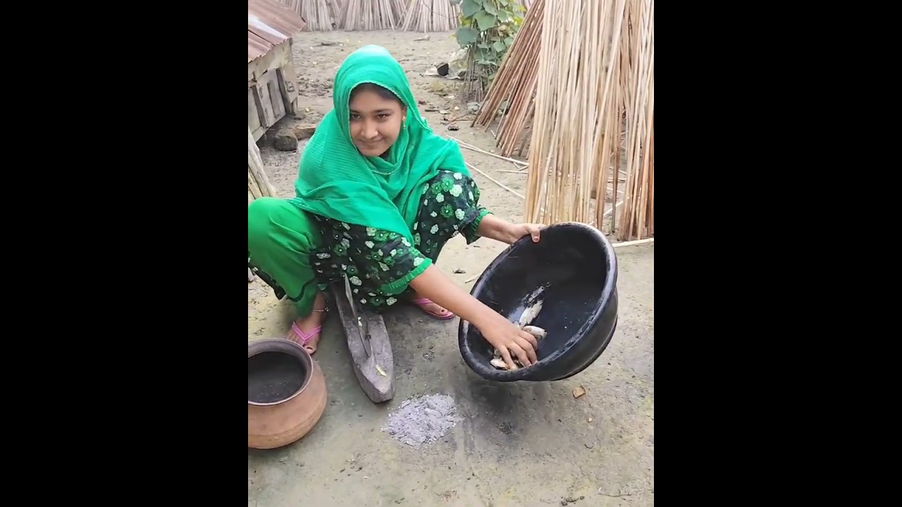 মায়ের কষ্ট দেখলে আমরা মেয়েরা বসে থাকতে পারিনা আজকে মায়ের বাড়িতে কি কি কাজ করলাম 🥰🥰