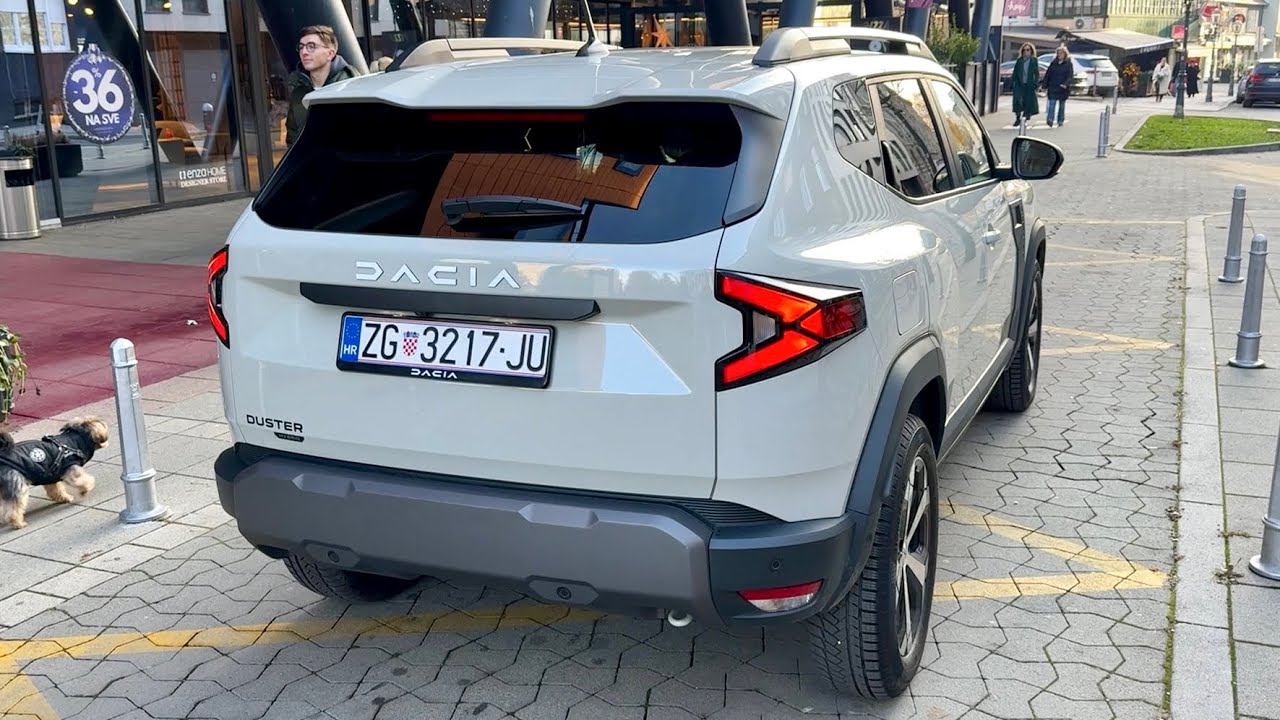 New DACIA DUSTER Hybrid - POV test drive (CITY DRIVING)