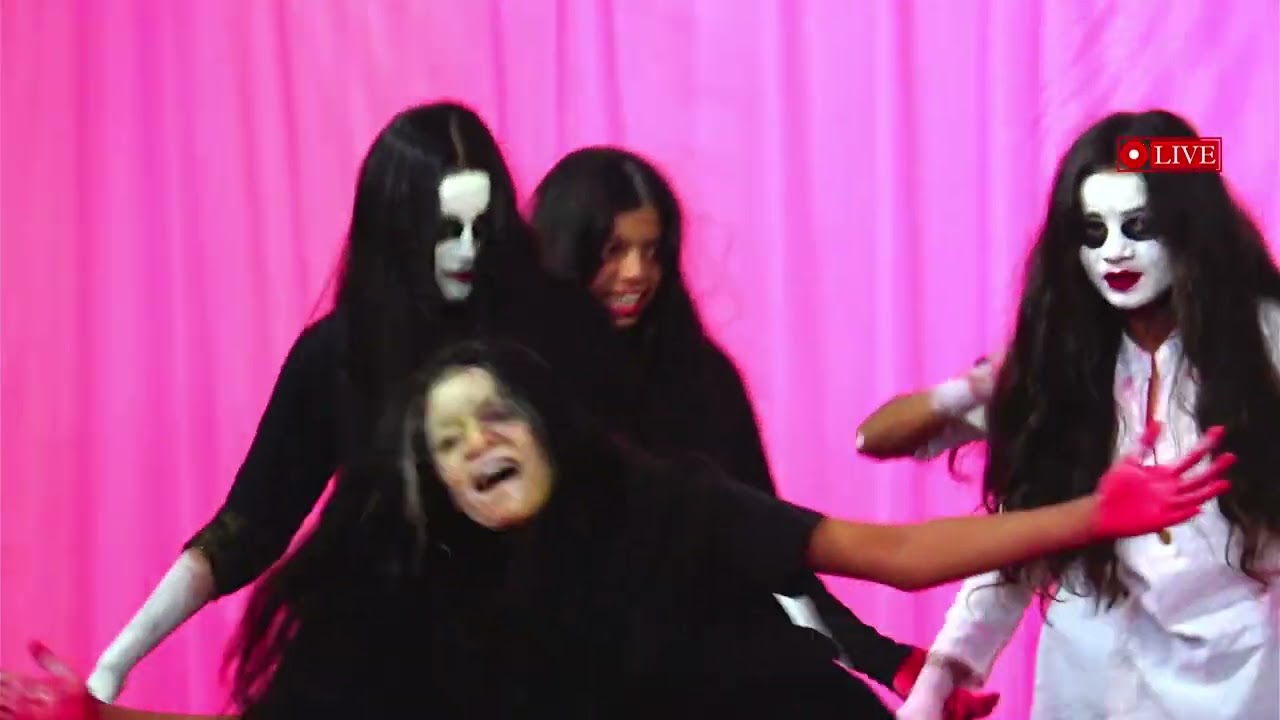 Horror group act 