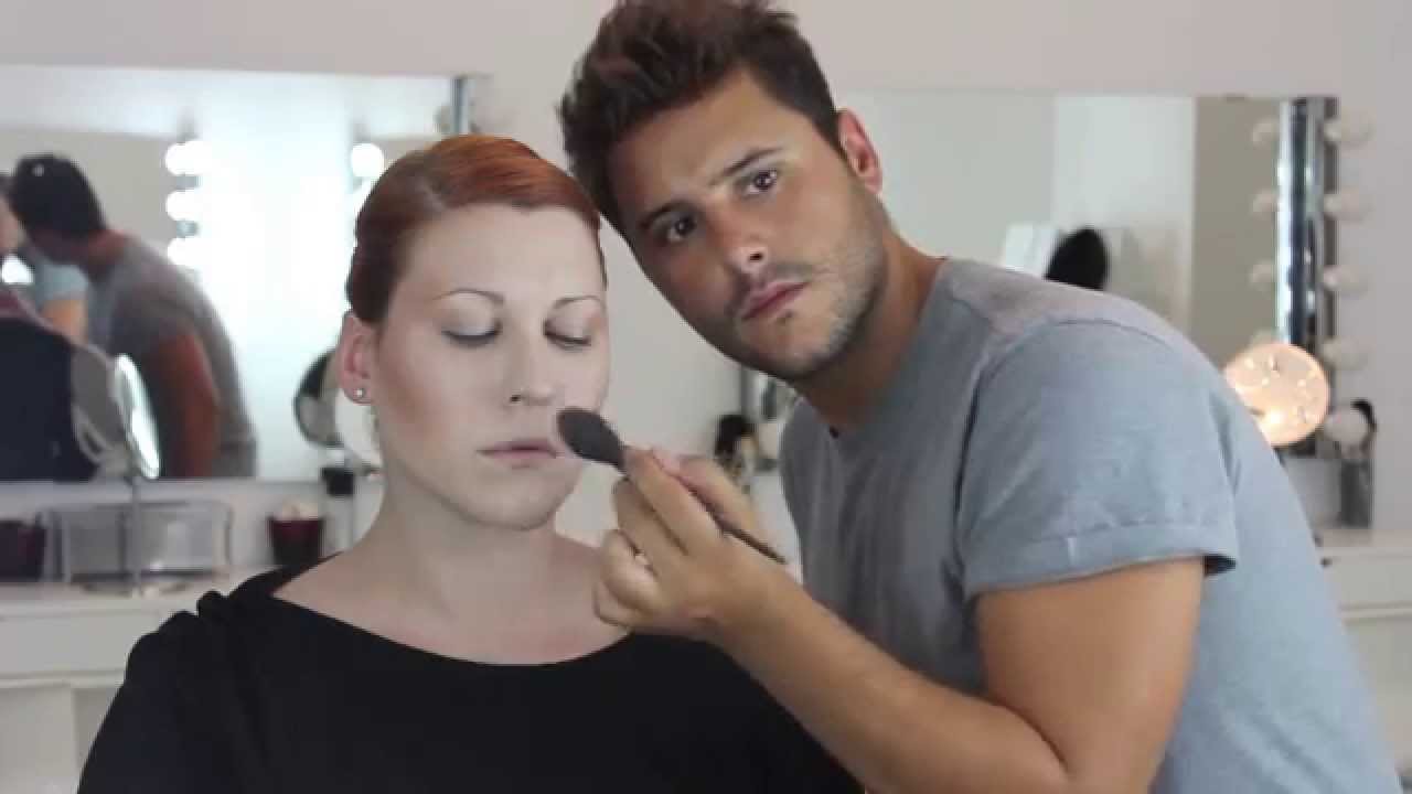 TUTORIAL VICENTE OVIEDO INSPIRACION SMOKEY PASARELA