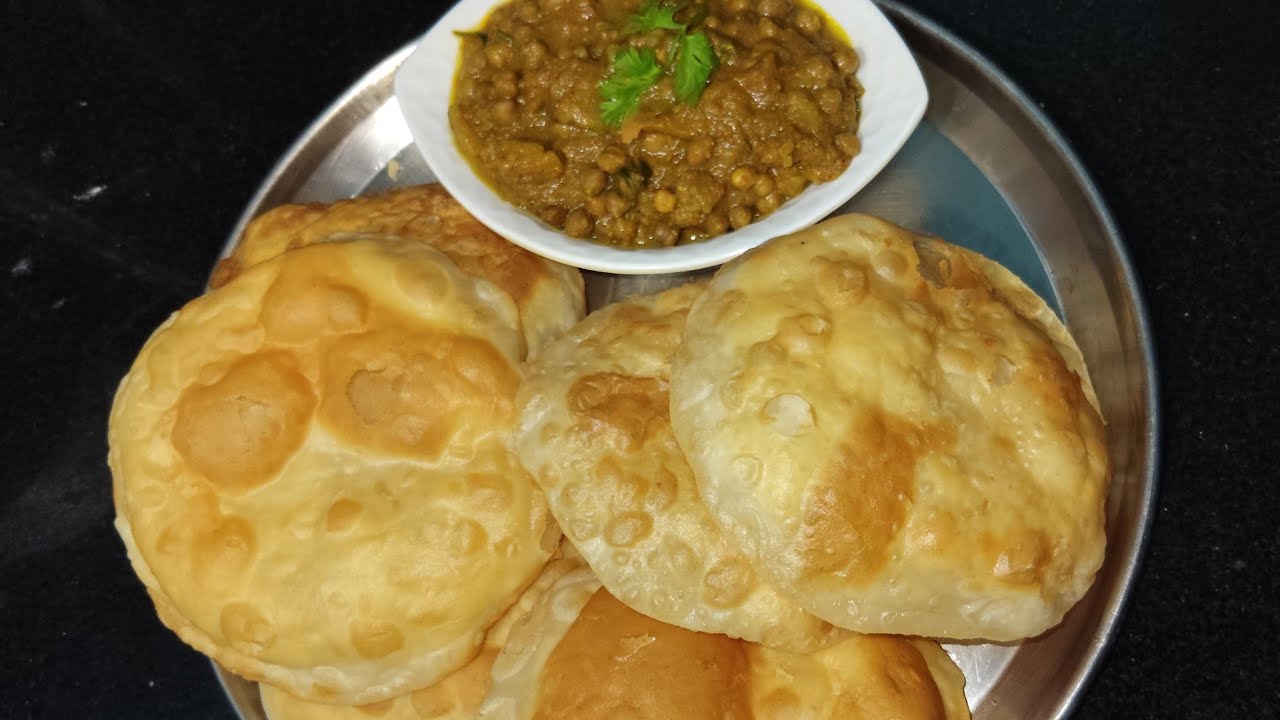 Super Soft Fule Fule Bhature Without Onion Garlic Small Chhole Recipe ||ଛୋଲେ ଠୋଲାପୁରୀ( ଭଟୁରେ )||