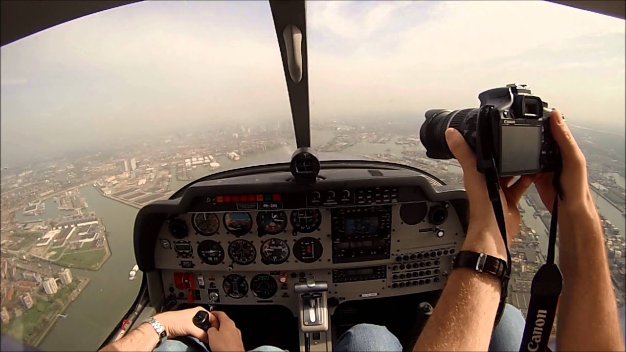 Rotterdam EHRD arrival via Europoort incl live ATC