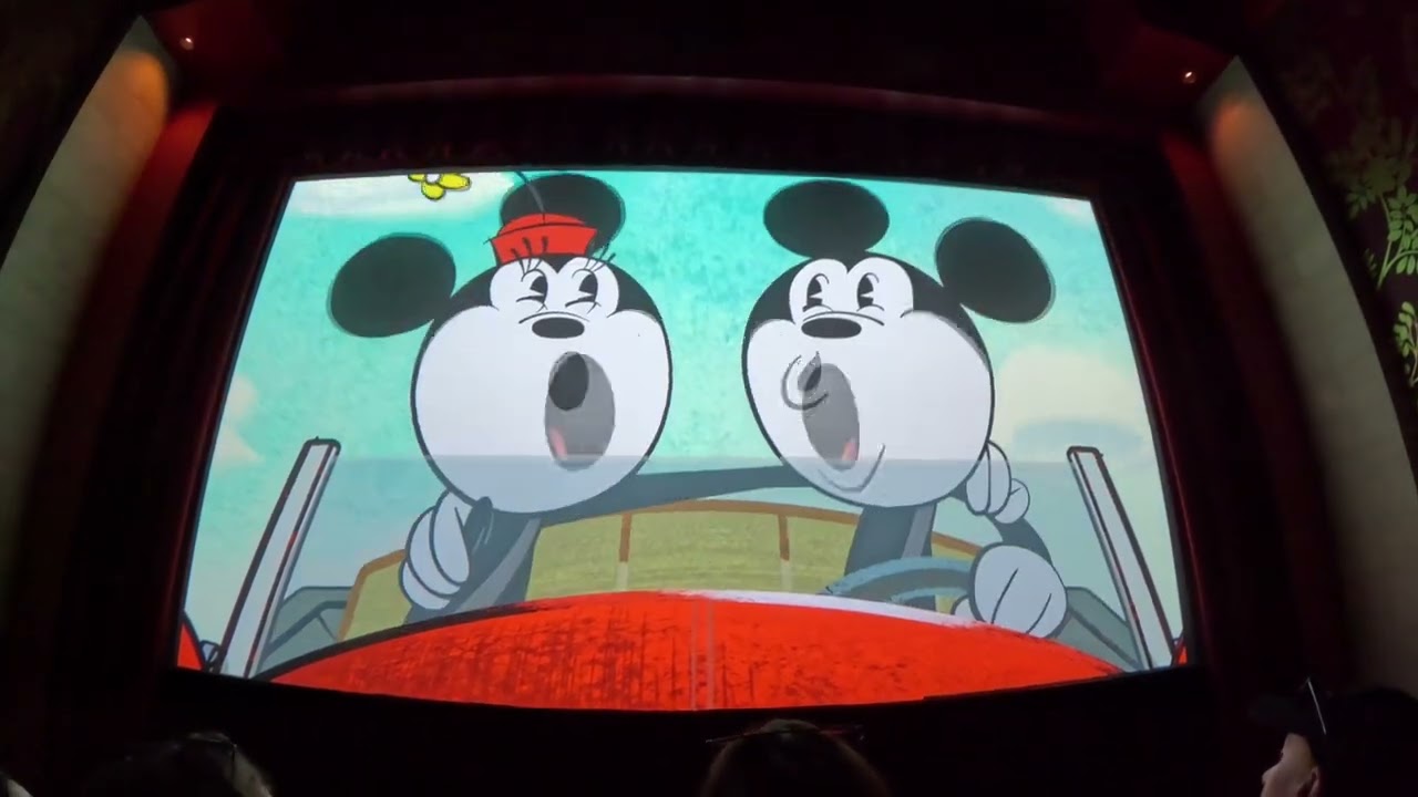 Hollywood Studios: Mickey & Minnie's Runaway Railway